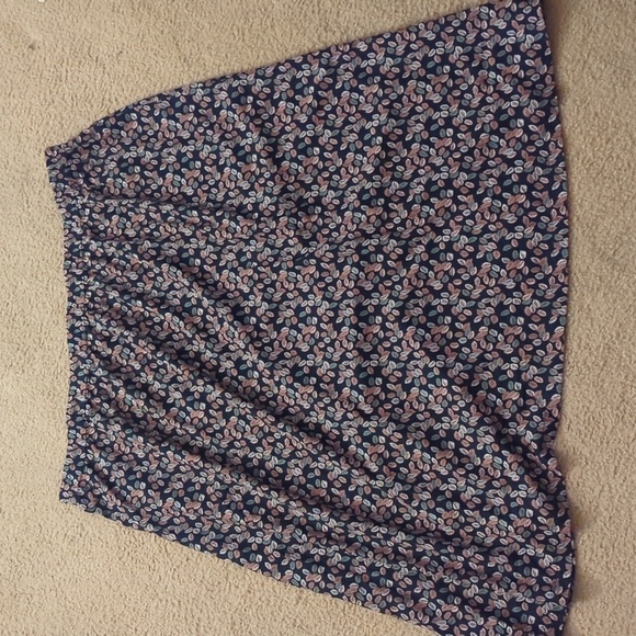 Serengeti Reversible Leaves and Floral Stretch Waist Skirt Size 3X - Picture 1 of 6